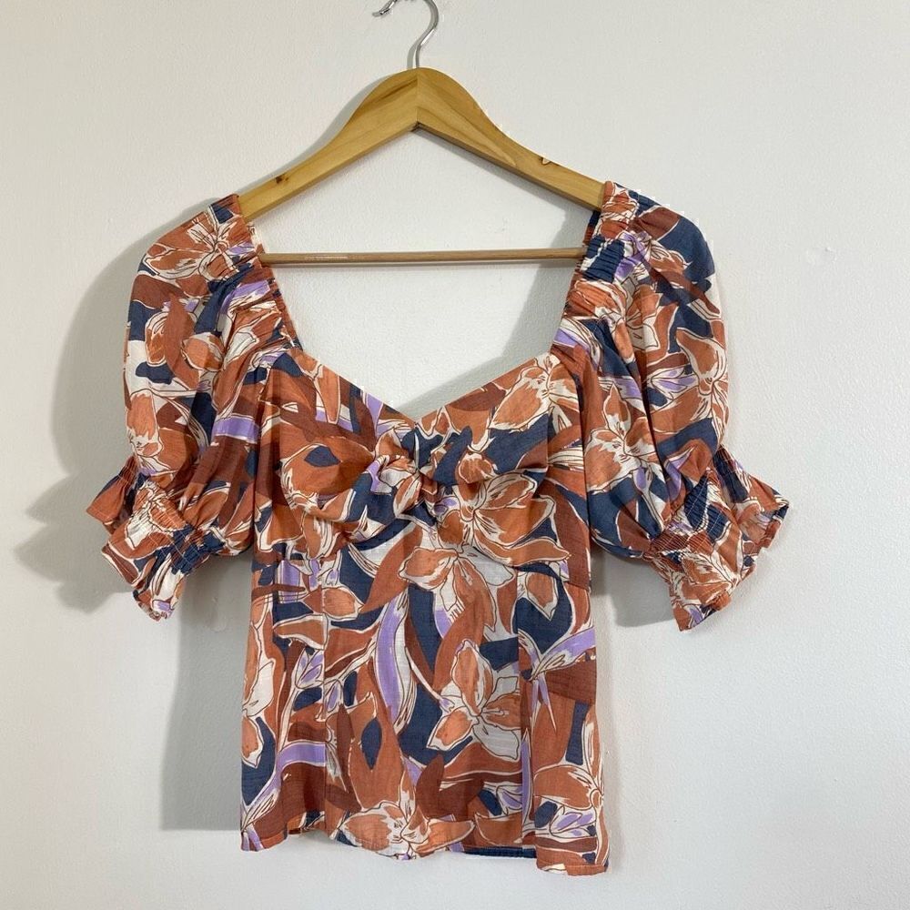Nine West bohemian floral flowy top blouse
